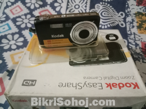 Kodak Easyshare V1233